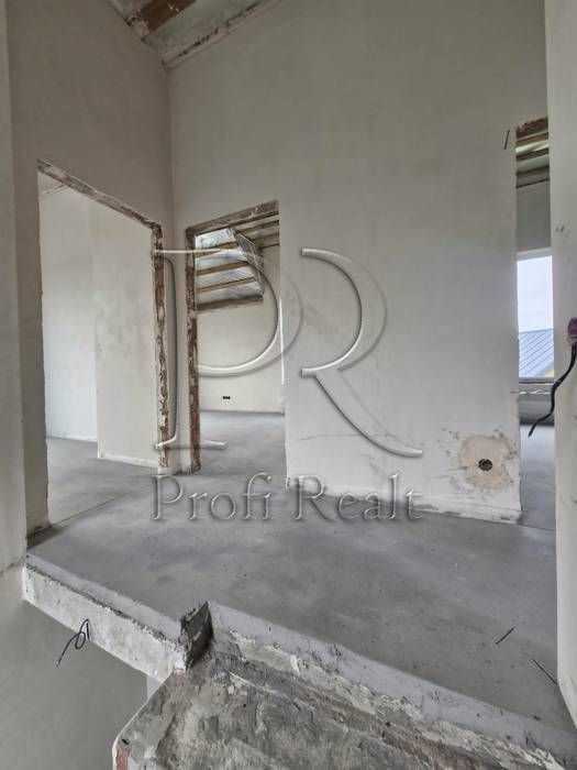 Продажа 4-комнатной квартиры 139 м², Італійський вулиця