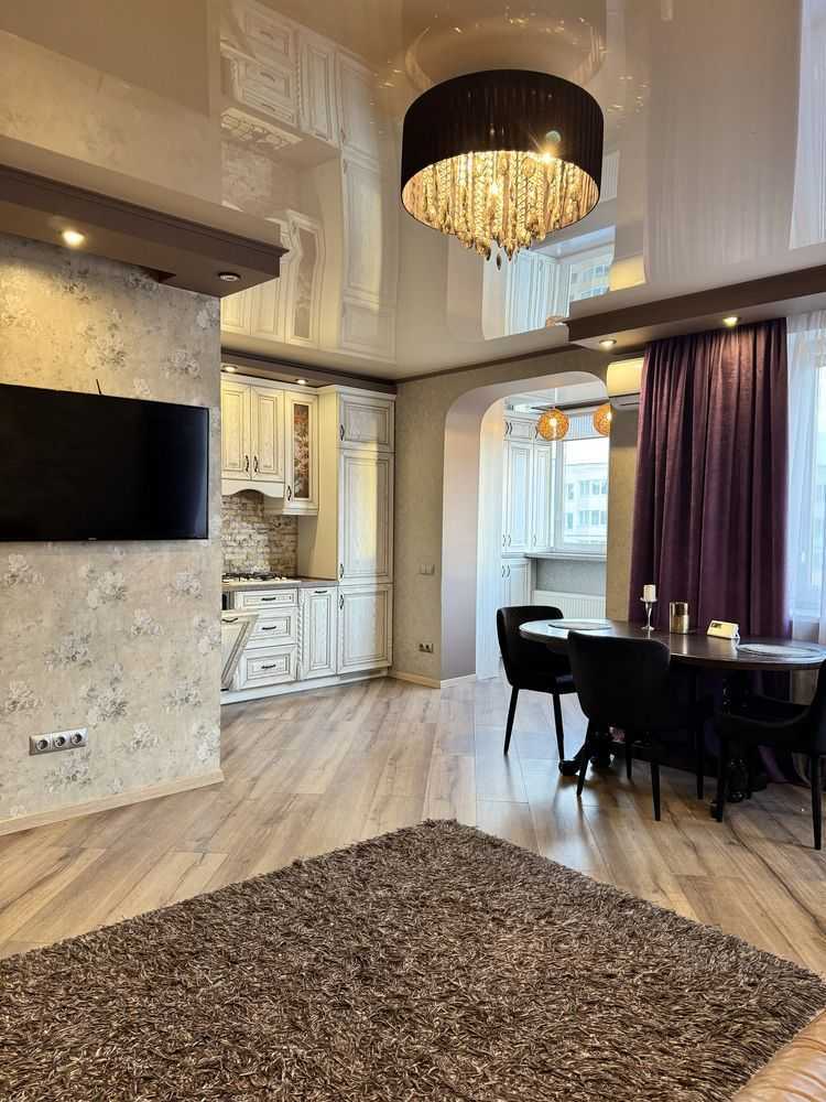 Продаж 3-кімнатної квартири 82.6 м², Лесі Українки вул., 20