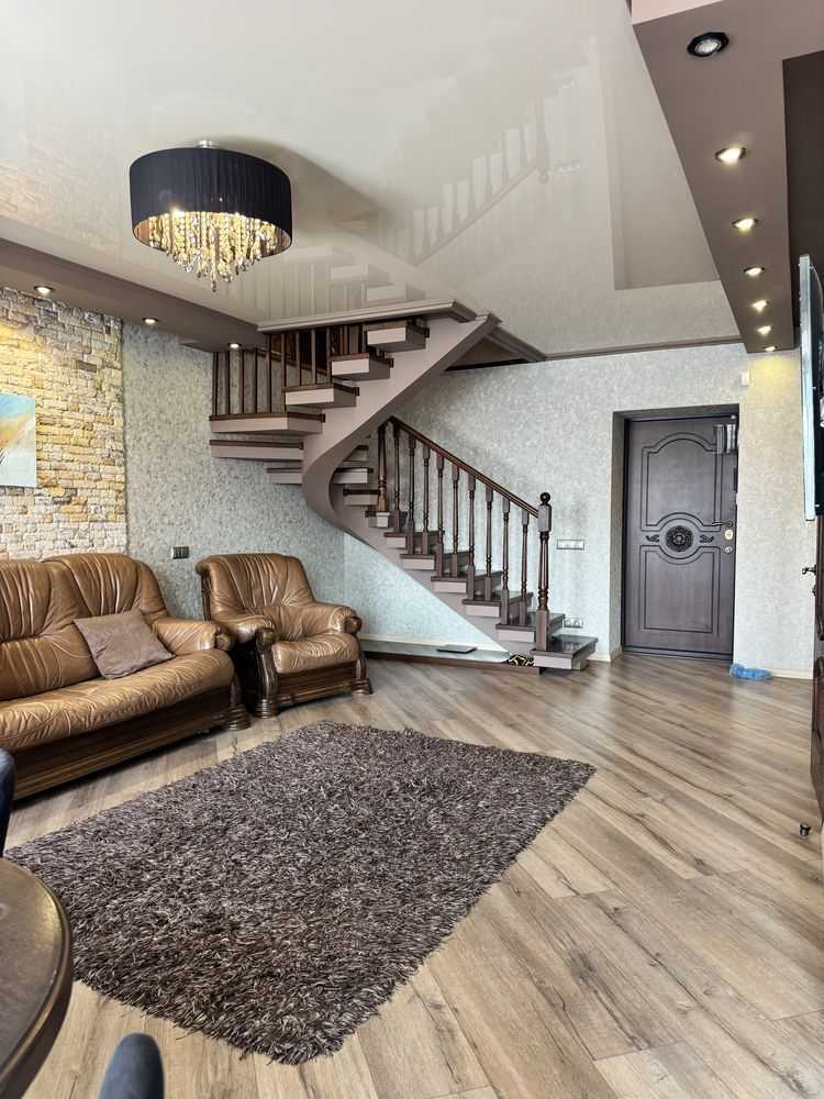 Продаж 3-кімнатної квартири 82.6 м², Лесі Українки вул., 20