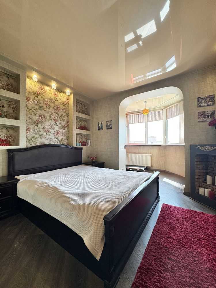 Продаж 3-кімнатної квартири 82.6 м², Лесі Українки вул., 20