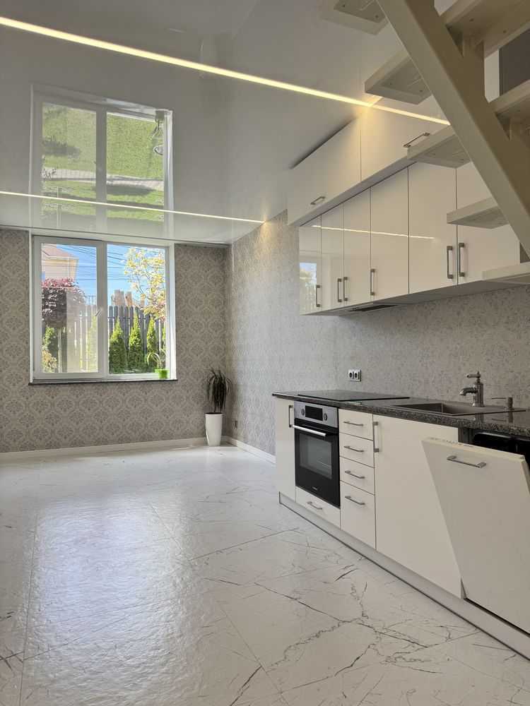 Продаж 1-кімнатної квартири 51 м², Богдана Хмельницького вул.