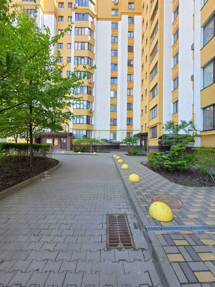 Продаж 1-кімнатної квартири 42.6 м², Оксамитова вул., 20Б