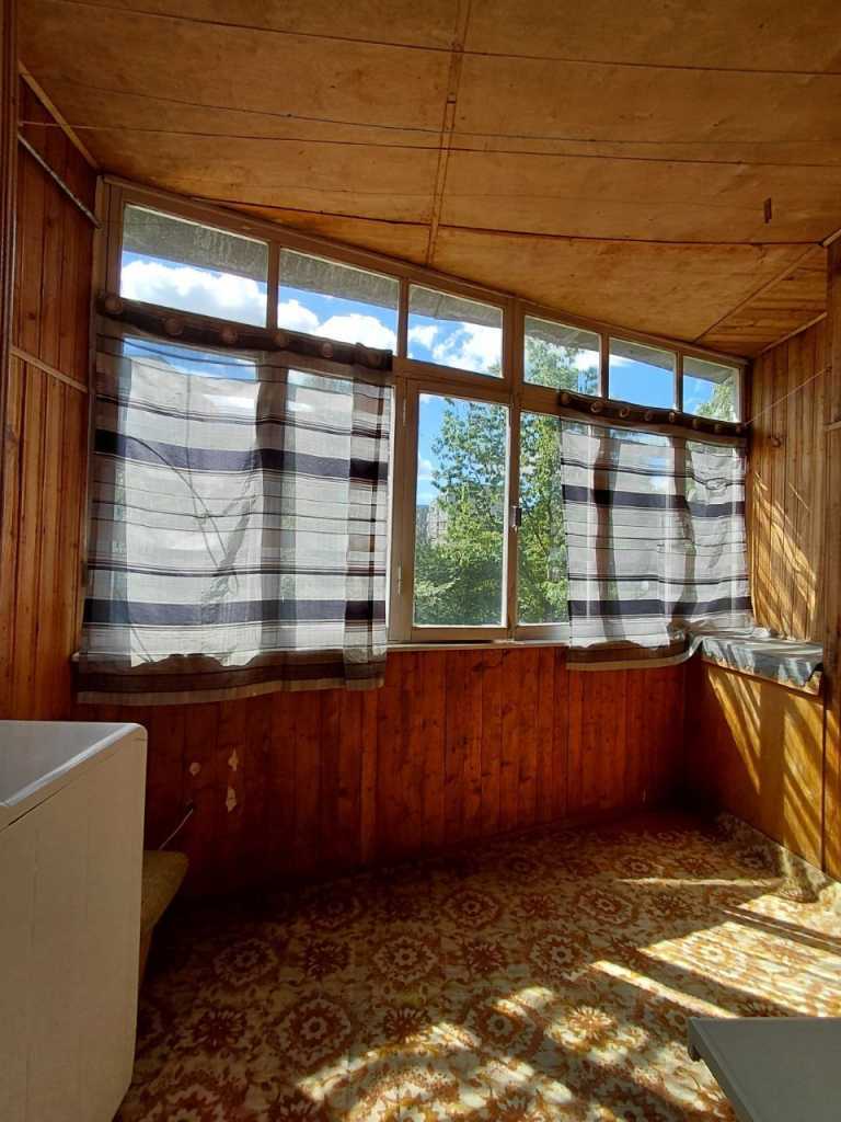 Продажа 3-комнатной квартиры 67 м², Возрождения просп., 49