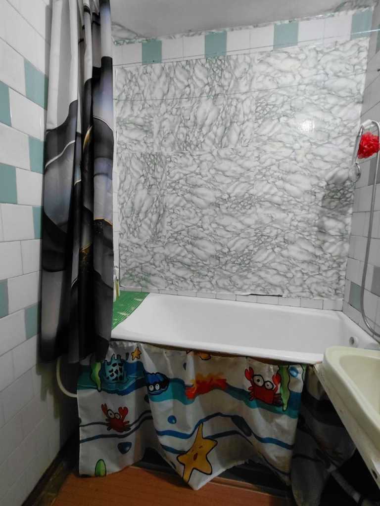 Продажа 3-комнатной квартиры 67 м², Возрождения просп., 49