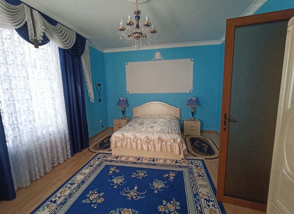 Продажа дома 240 м², Героев Базара ул., 12
