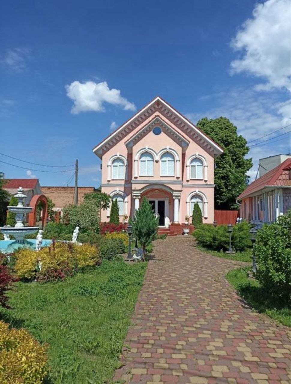 Продажа дома 240 м², Героев Базара ул., 12