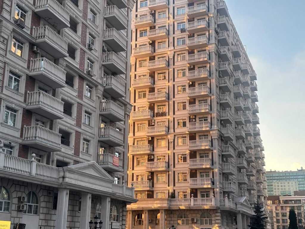 Продажа 2-комнатной квартиры 60 м², Михаила Максимовича ул., 26