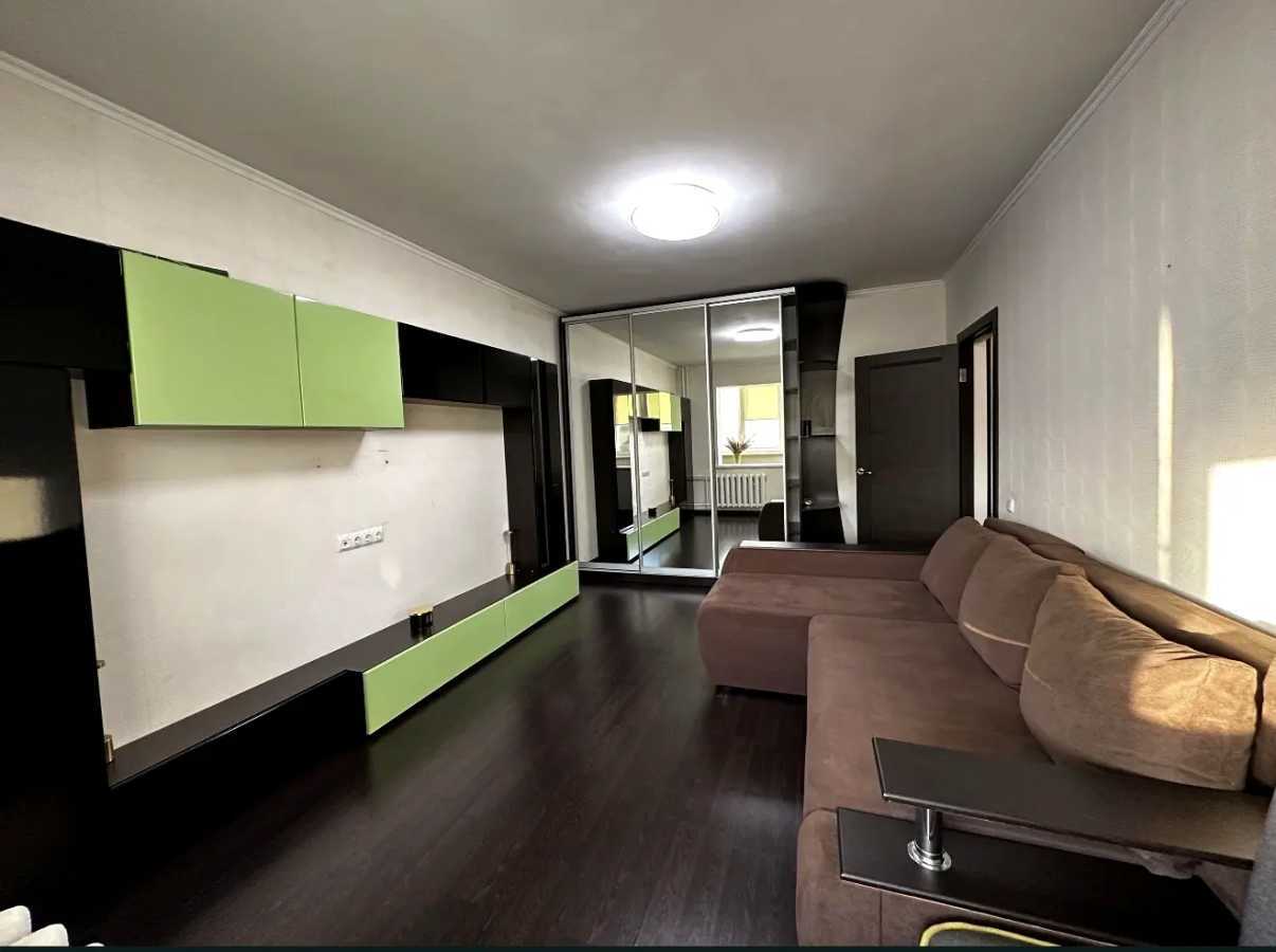 Продаж 2-кімнатної квартири 52.3 м², Бурмистенка вул., 12