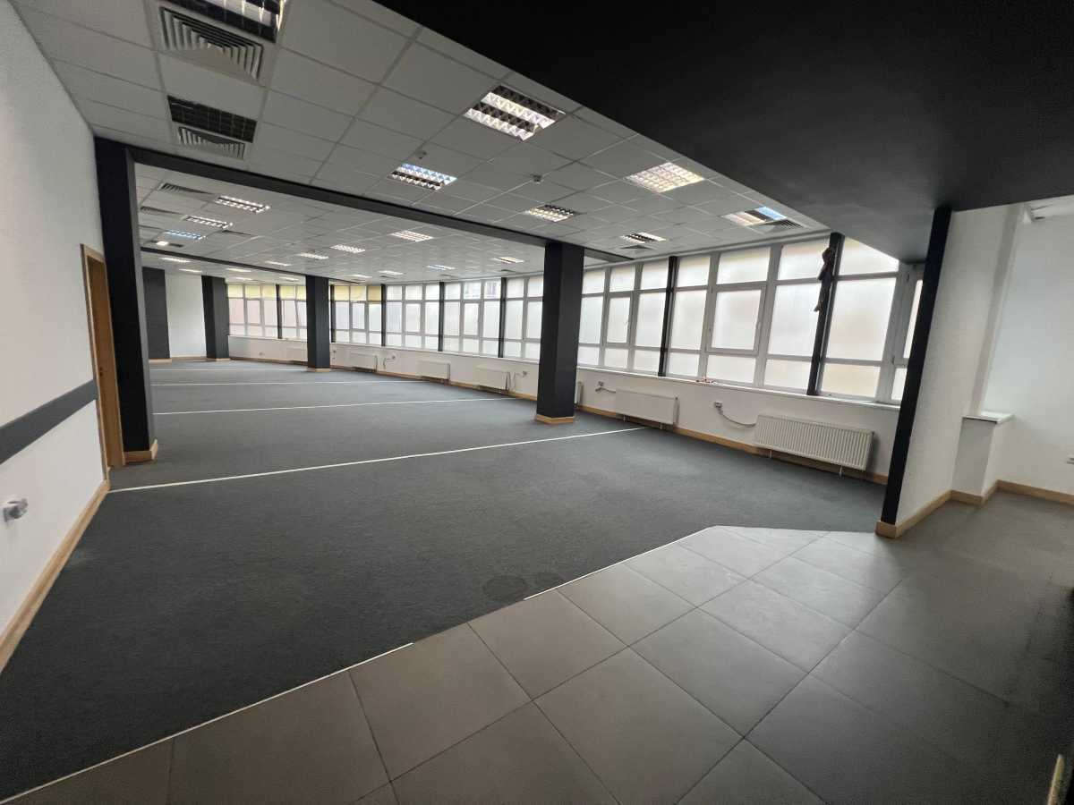 Оренда офісу 300 м², Євгена Коновальця вул., 36-Д