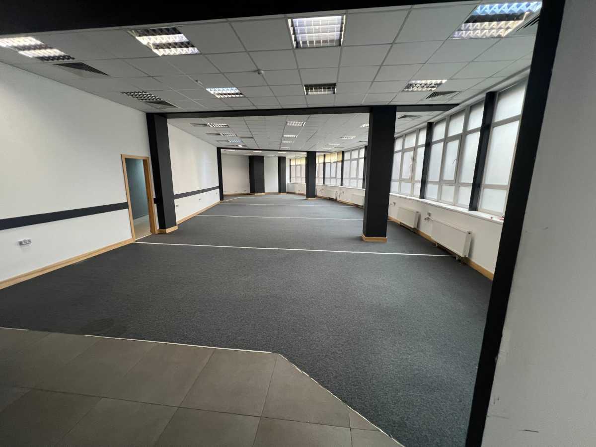 Оренда офісу 300 м², Євгена Коновальця вул., 36-Д