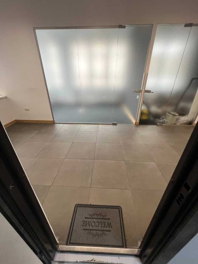 Оренда офісу 300 м², Євгена Коновальця вул., 36-Д