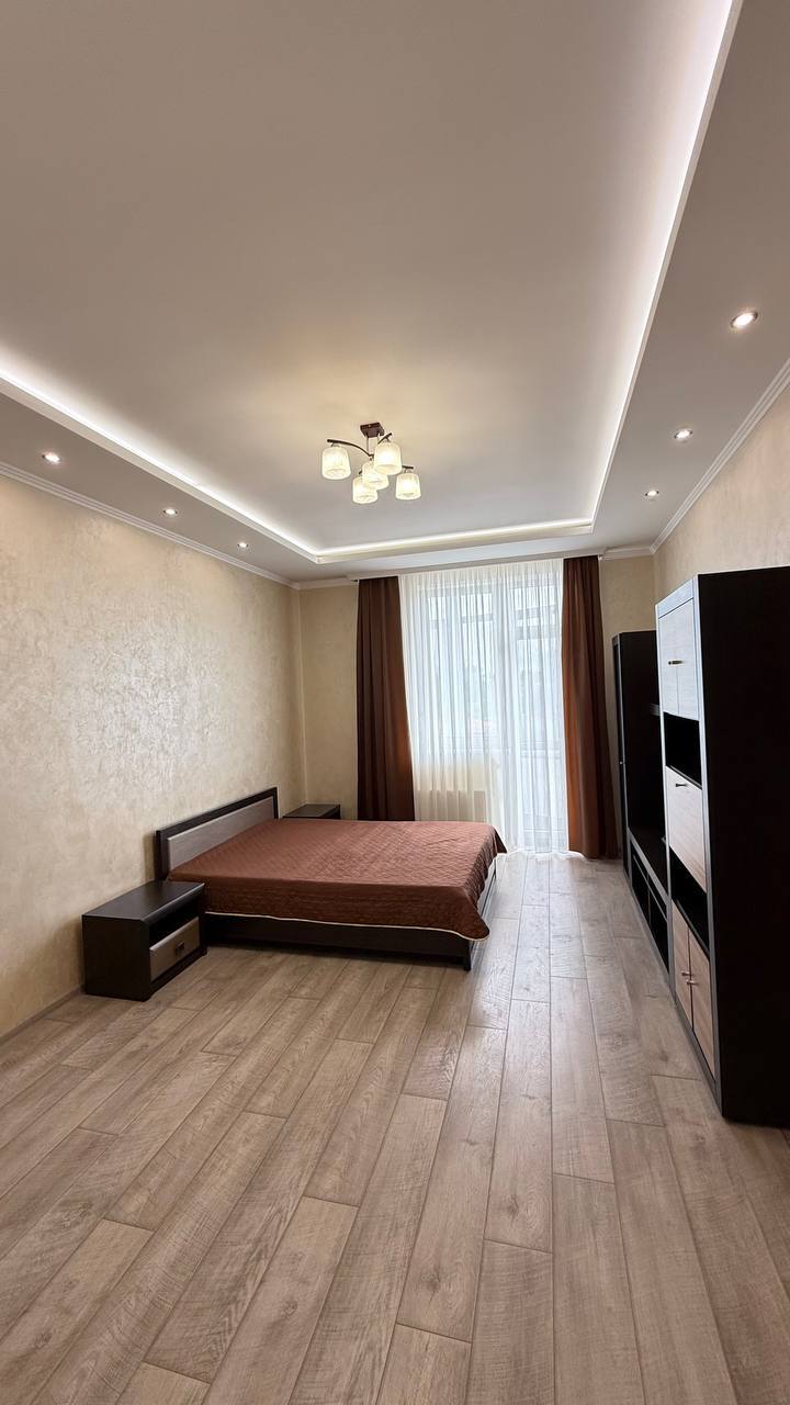 Аренда 1-комнатной квартиры 49 м², Квитки-Основьяненко ул., 8Б
