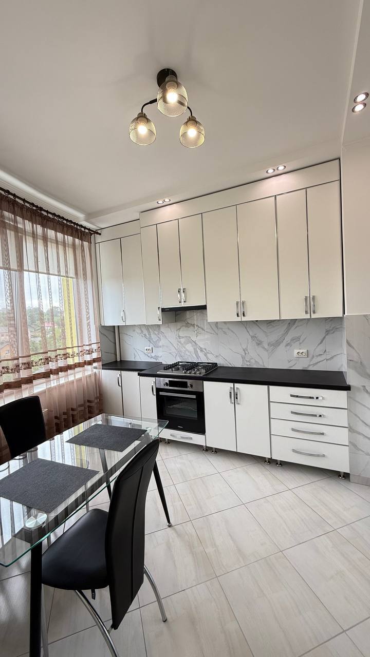Аренда 1-комнатной квартиры 49 м², Квитки-Основьяненко ул., 8Б