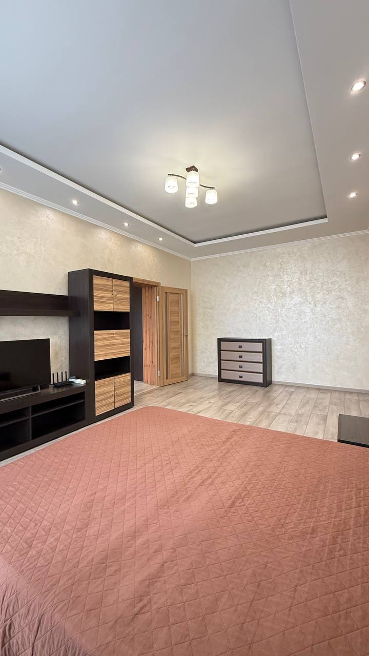 Аренда 1-комнатной квартиры 49 м², Квитки-Основьяненко ул., 8Б