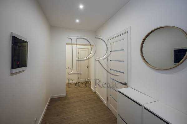 Продаж 2-кімнатної квартири 60 м², Печерська вул., 24