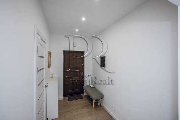 Продаж 2-кімнатної квартири 60 м², Печерська вул., 24
