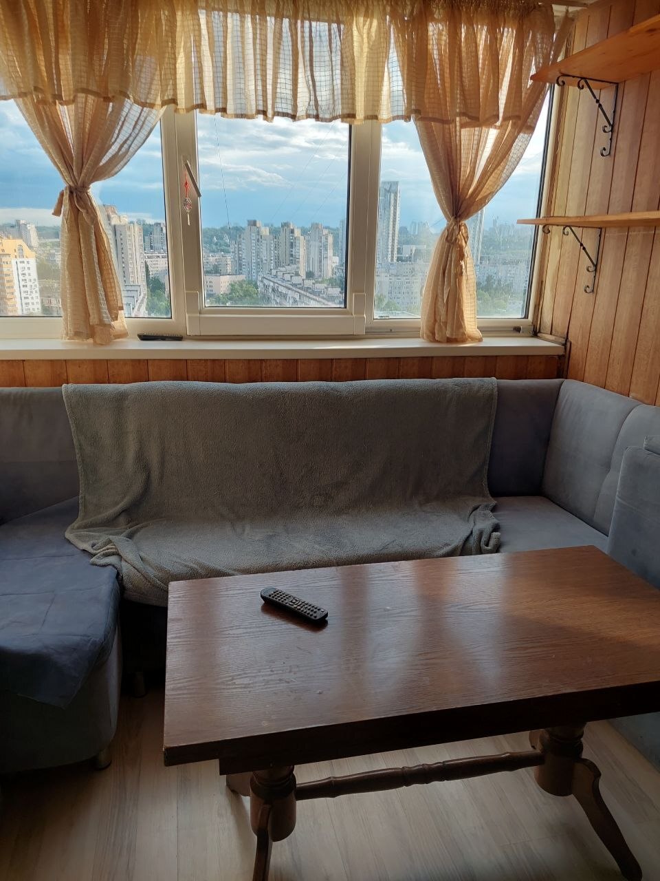 Аренда 3-комнатной квартиры 68 м², Амвросия Бучмы ул., 8