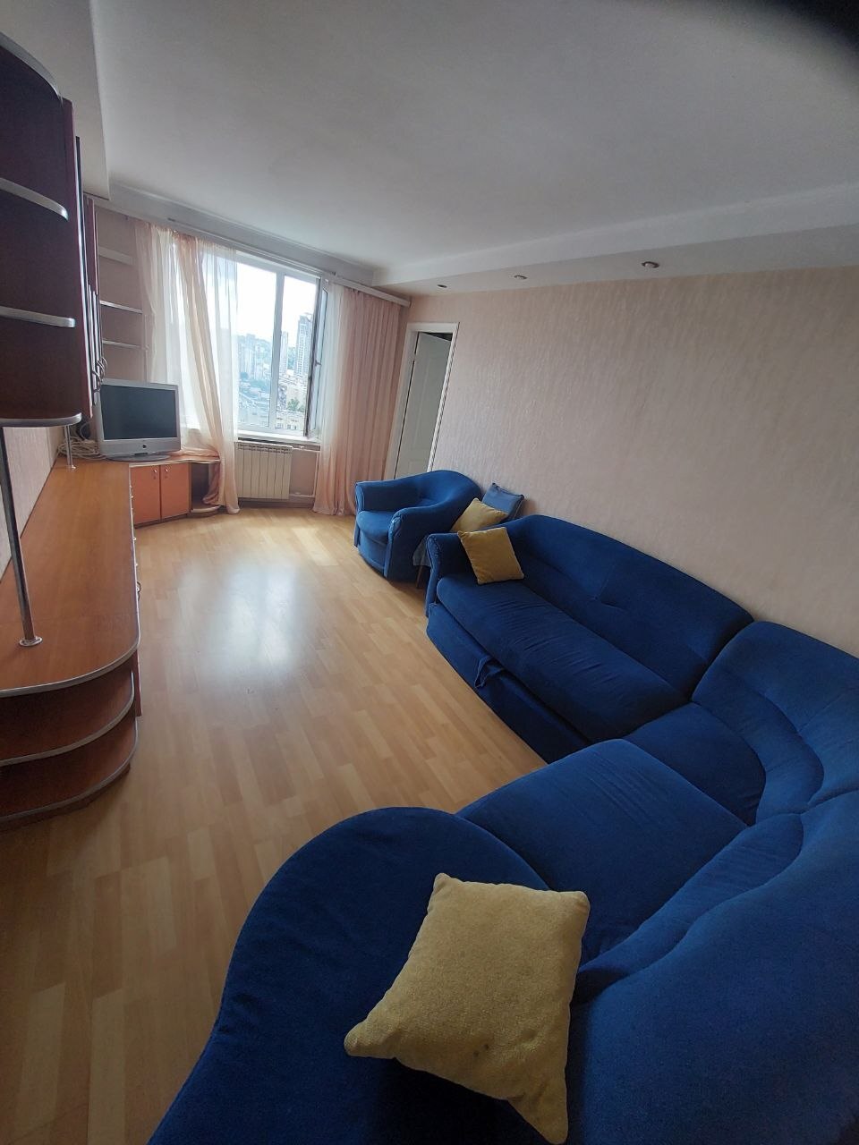 Аренда 3-комнатной квартиры 68 м², Амвросия Бучмы ул., 8