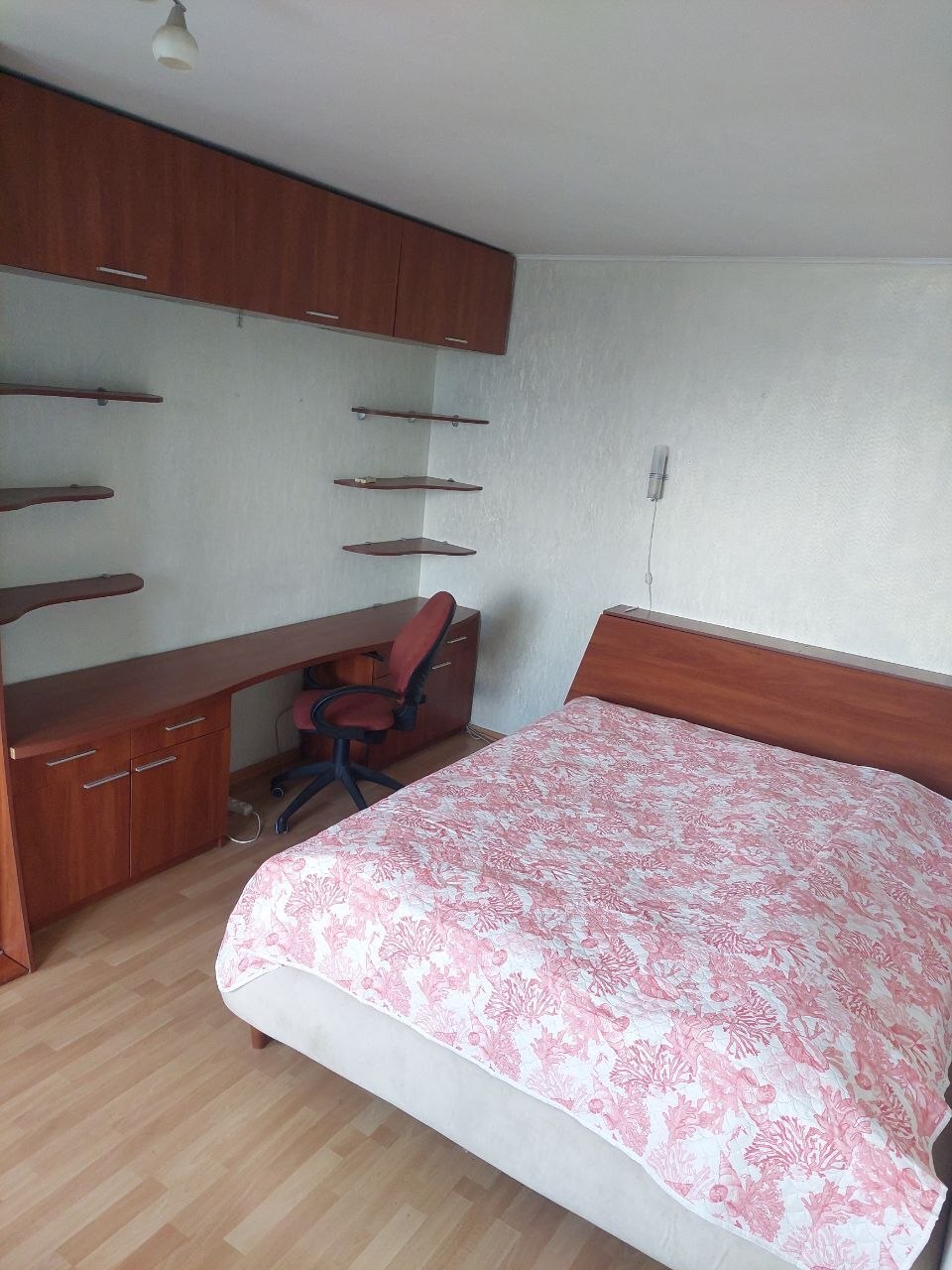 Аренда 3-комнатной квартиры 68 м², Амвросия Бучмы ул., 8