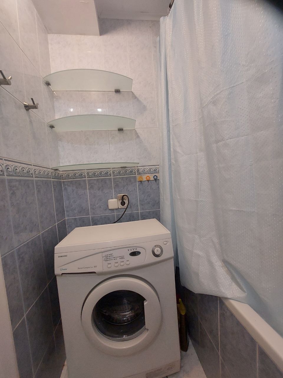 Аренда 3-комнатной квартиры 68 м², Амвросия Бучмы ул., 8