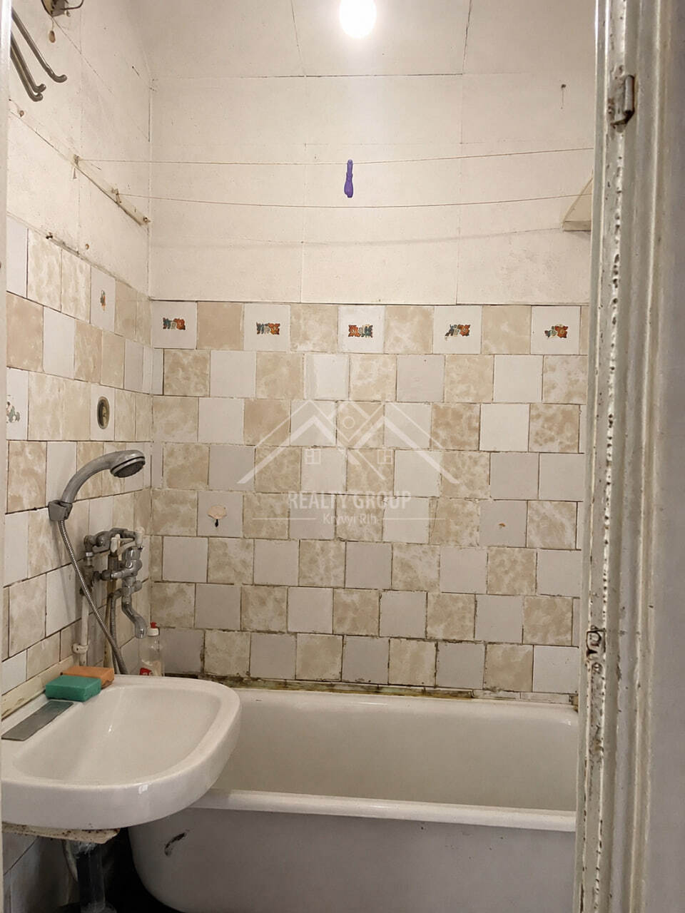 Продаж 4-кімнатної квартири 75 м², Віталія Матусевича вул.