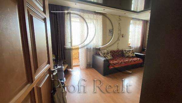Продаж 3-кімнатної квартири 106 м², Автозаводська вул., 99/4