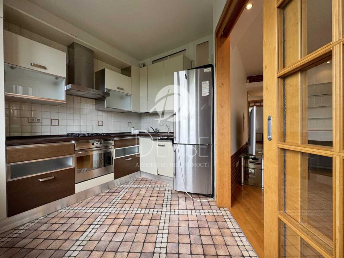Продажа 3-комнатной квартиры 75 м², Ивана Мазепы ул., 4/6
