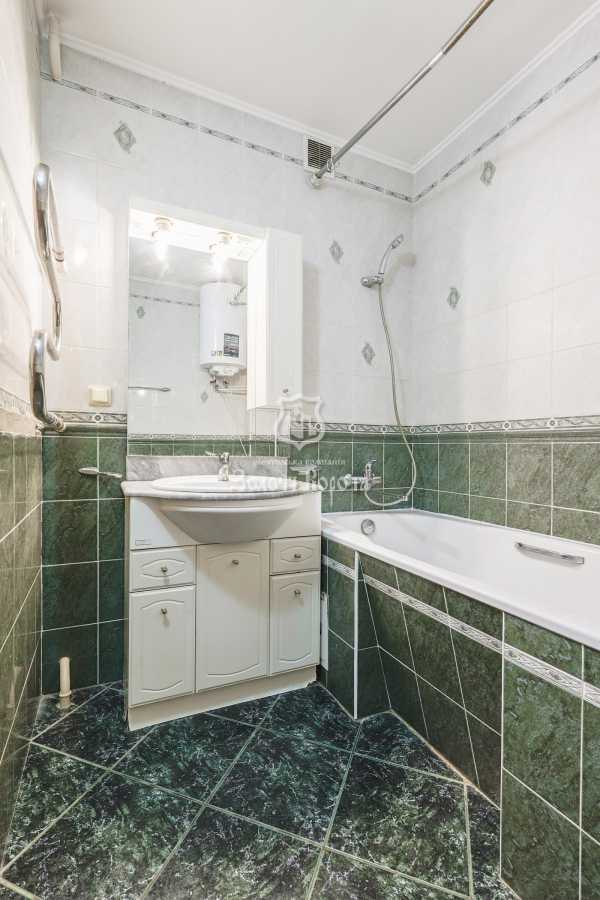 Продажа 3-комнатной квартиры 90.4 м², Вишняковская ул., 7А