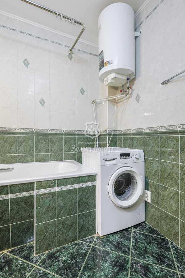 Продажа 3-комнатной квартиры 90.4 м², Вишняковская ул., 7А