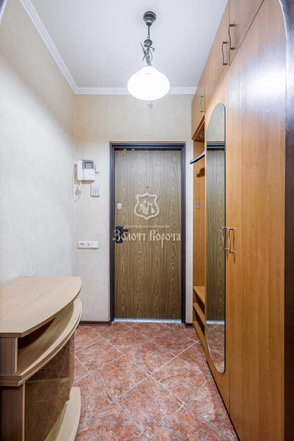 Продажа 3-комнатной квартиры 90.4 м², Вишняковская ул., 7А