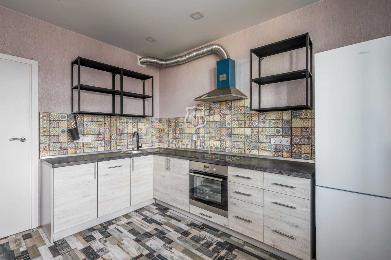 Продажа 2-комнатной квартиры 61.7 м², Михаила Донца ул., Ломоносова, 34б