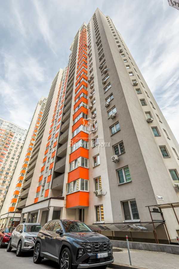 Продажа 2-комнатной квартиры 61.7 м², Михаила Донца ул., Ломоносова, 34б