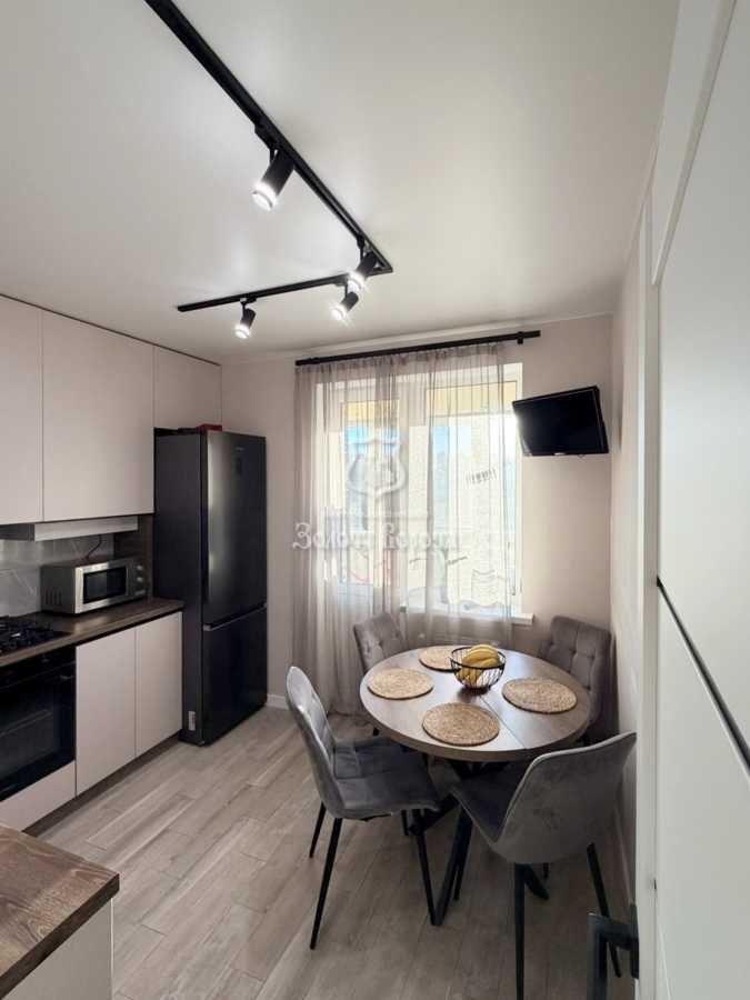 Продажа 1-комнатной квартиры 34.7 м², Ярослава Мудрого, 58