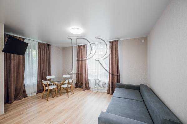 Продаж 1-кімнатної квартири 35 м², Квітки Цісик вул., 32
