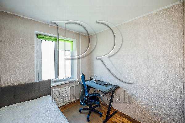 Продаж 3-кімнатної квартири 63 м², Генерала Наумова вул., 41