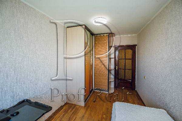 Продаж 3-кімнатної квартири 63 м², Генерала Наумова вул., 41