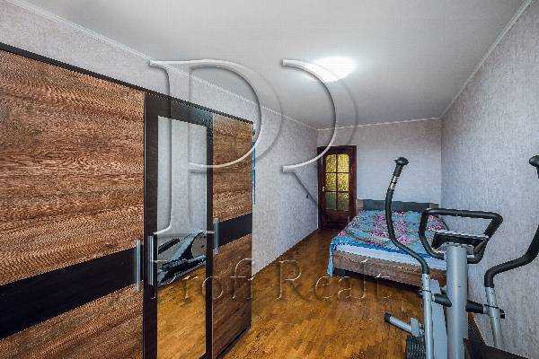 Продаж 3-кімнатної квартири 63 м², Генерала Наумова вул., 41