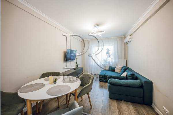 Продажа 3-комнатной квартиры 60 м², Победы просп., 148/1