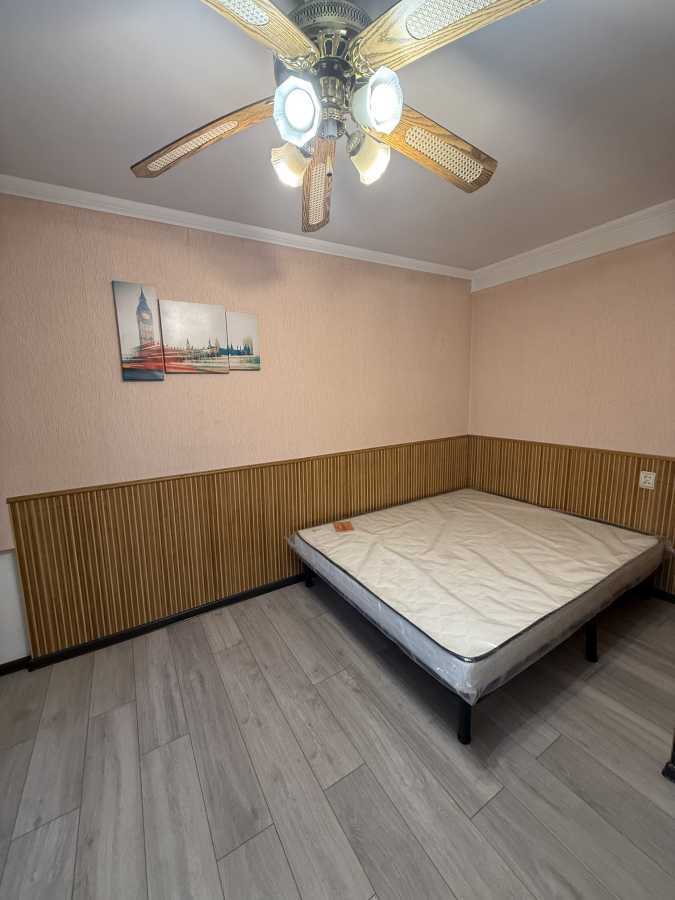 Аренда 1-комнатной квартиры 30.2 м², Оболонская наб., 3