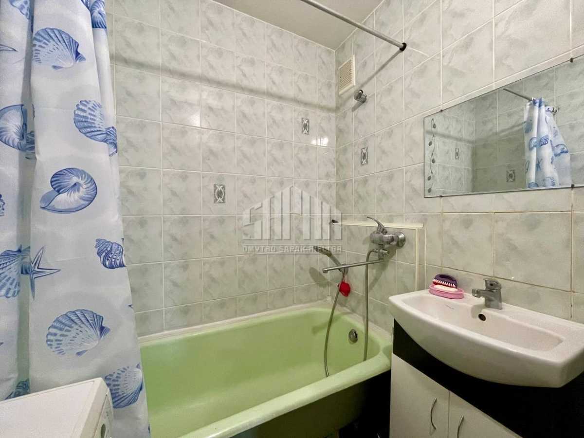 Продажа 2-комнатной квартиры 56.2 м², Владимира Антоновича ул., 102