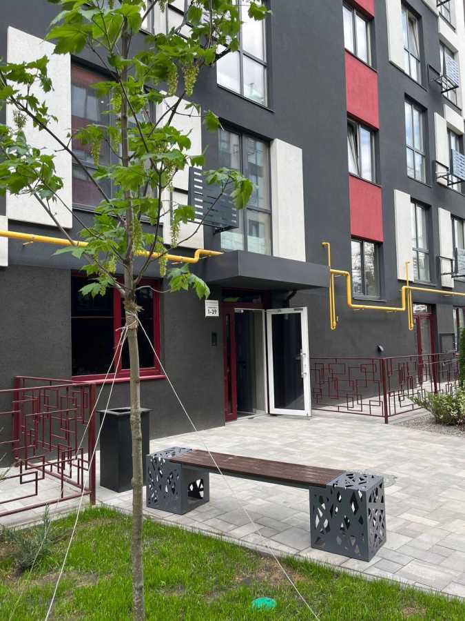 Продаж 1-кімнатної квартири 31 м², Інститутська вул., 5