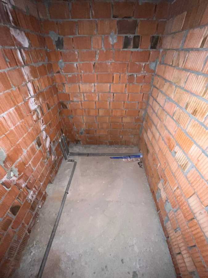 Продаж 1-кімнатної квартири 31 м², Інститутська вул., 5