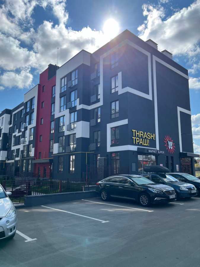 Продаж 1-кімнатної квартири 34 м², Грушевського вул., 12