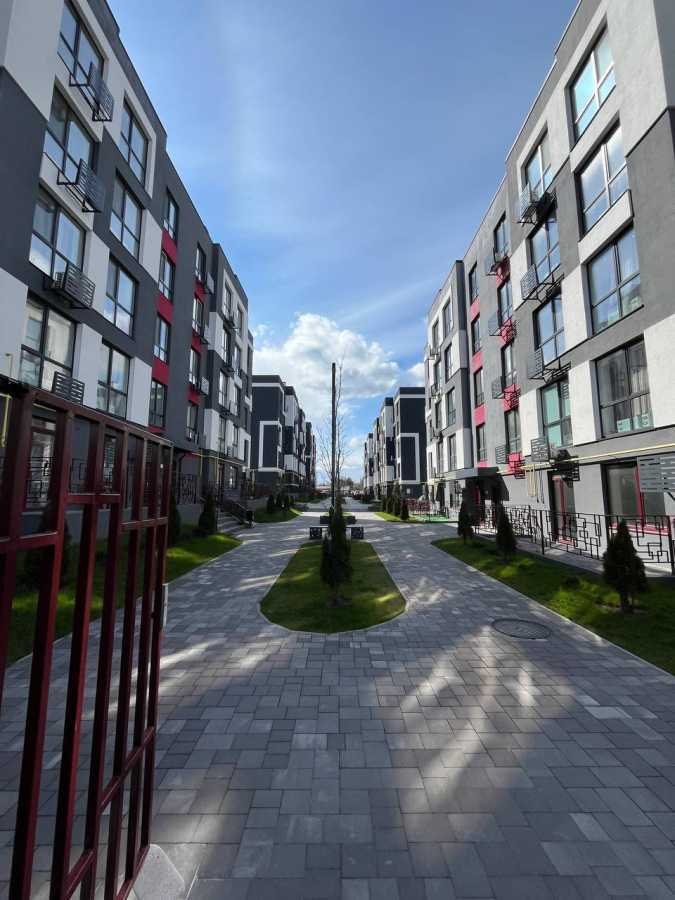Продаж 1-кімнатної квартири 34 м², Грушевського вул., 12