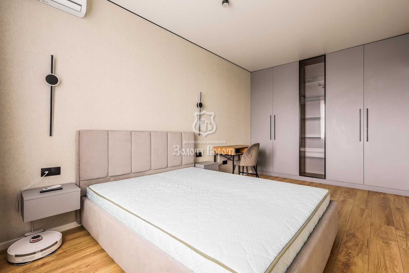 Продаж 1-кімнатної квартири 38 м², Героїв Небесної Сотні просп., 16/10