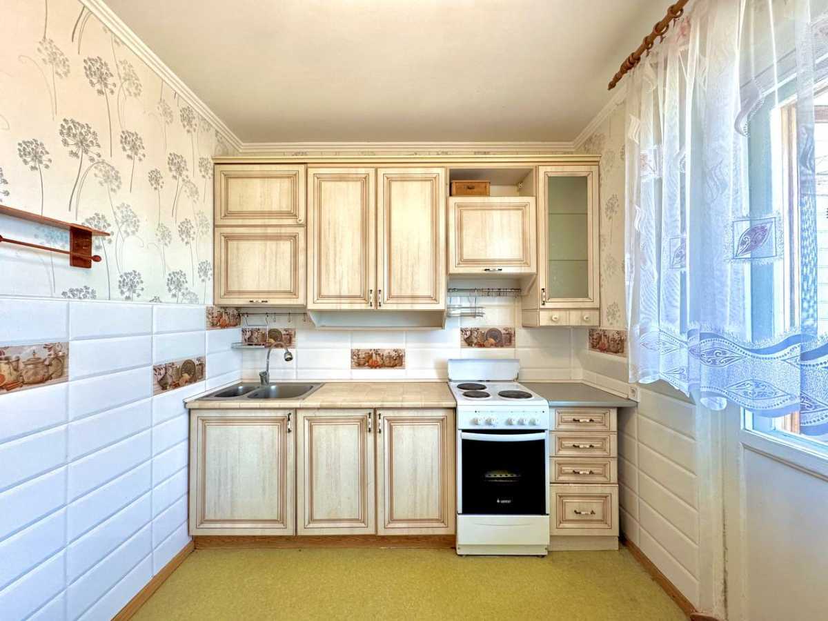 Продажа 3-комнатной квартиры 84 м², Николая Закревского ул., 35