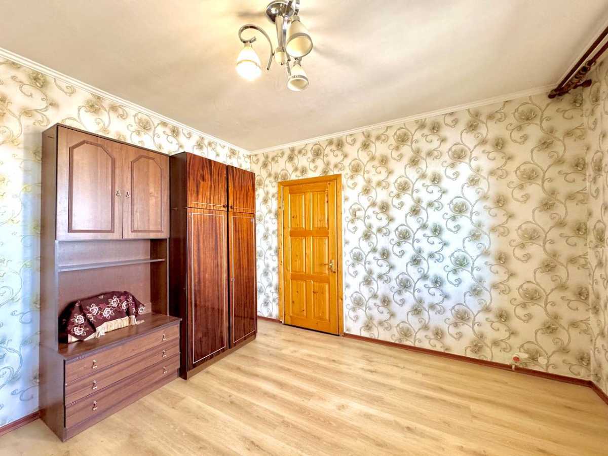 Продажа 3-комнатной квартиры 84 м², Николая Закревского ул., 35