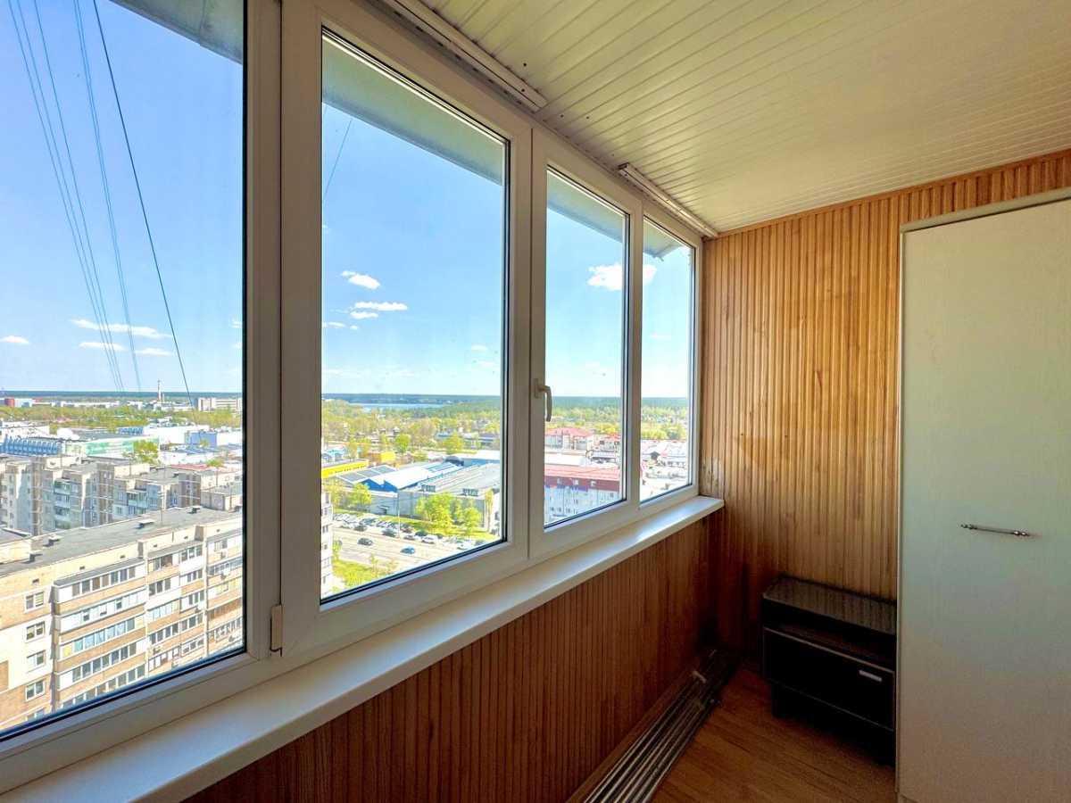 Продажа 3-комнатной квартиры 84 м², Николая Закревского ул., 35