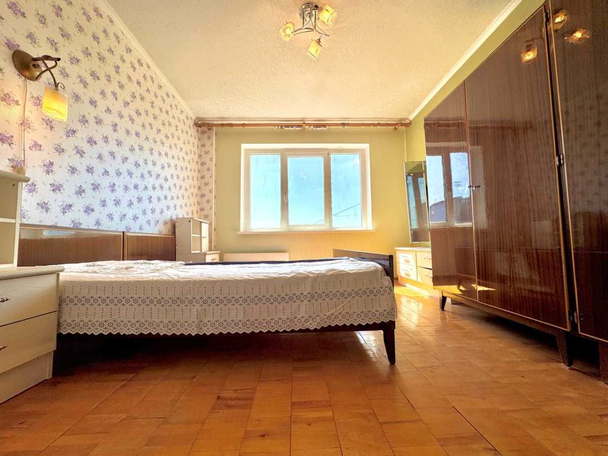 Продажа 3-комнатной квартиры 84 м², Николая Закревского ул., 35