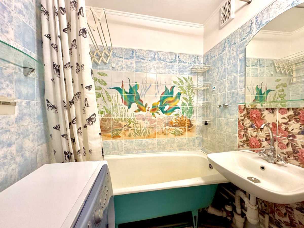 Продажа 3-комнатной квартиры 84 м², Николая Закревского ул., 35